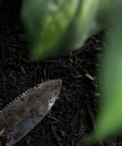 Thing Premium 2-cu ft Black Hardwood Mulch 12 Thing Premium 2-cu ft Black Hardwood Mulch -Landscaping Online Outlet 09224010