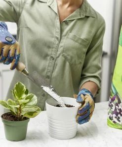 Miracle-Gro Soil & Soil Amendments Perlite Improves Soil Structure 14 Miracle-Gro Soil & Soil Amendments Perlite Improves Soil Structure -Landscaping Online Outlet 12190889